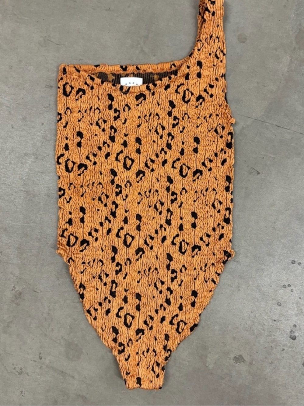 HUNZA G NANCY ONE-SHOULDER LEOPARD PRINT SWIMSUIT IN ORANGE - Picture 2 of 5